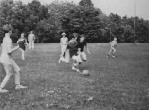 choirplay4.jpg (14024 bytes)